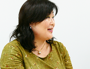 情報システム室 アシスタントマネージャー 高木美絵子氏